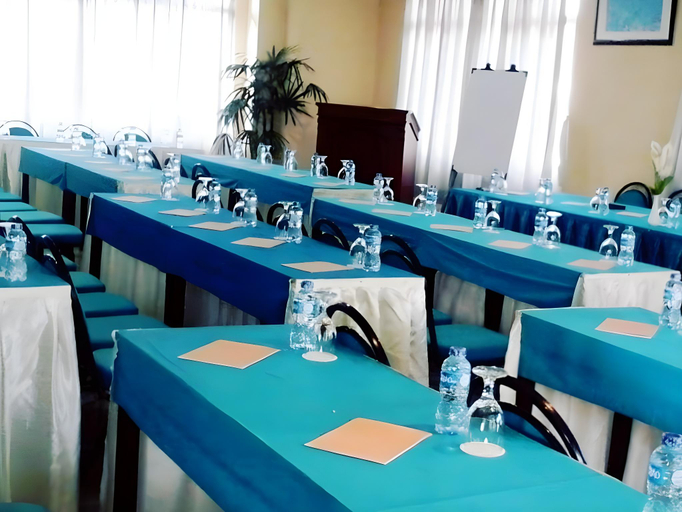 Food & Drinks 3, Bumi Ciherang Hotel, Bogor