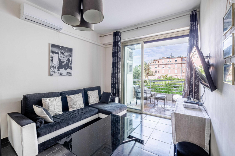 Others 4, Welcoming Apartment With parking  Croisette, Alpes-Maritimes