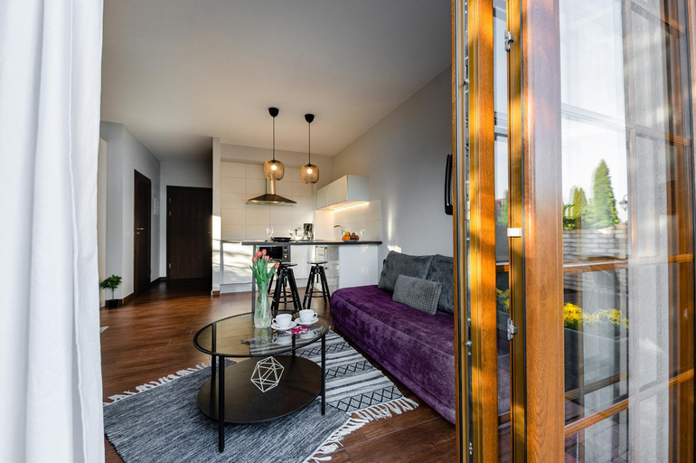 Others 3, APARTAMENTY ISKRA, Strzelce