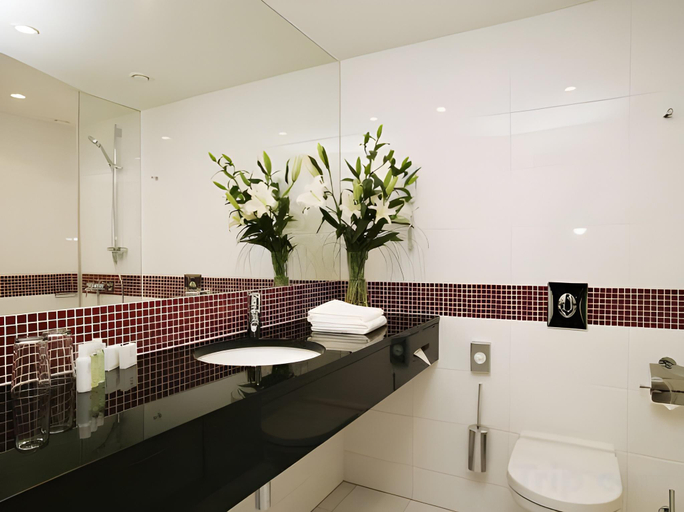 Bathroom 4, OREA Hotel Angelo Praha, Praha 5