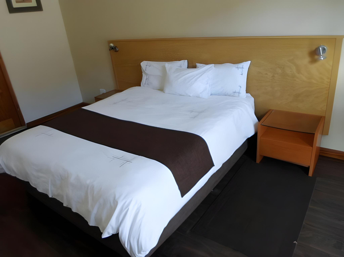 Bedroom 3, Europrime Hotels Airport, Ekurhuleni