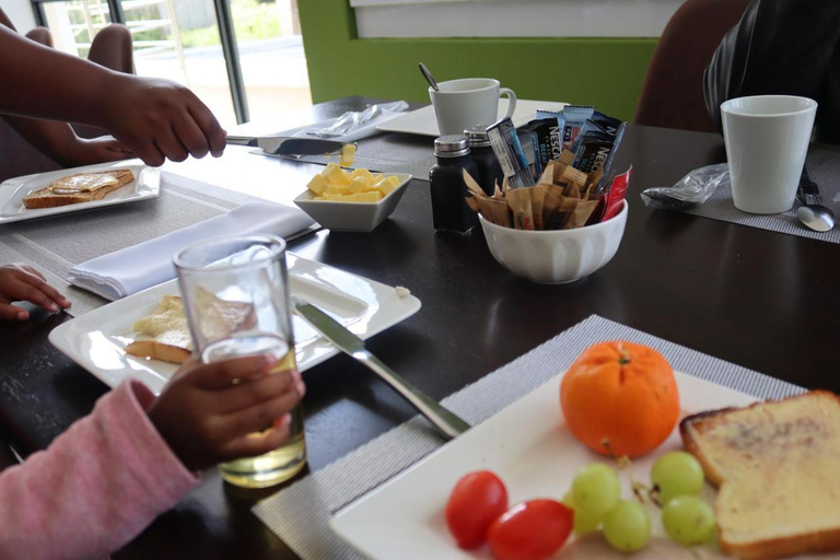 Food & Drinks 4, Uzuri Lifestyle, O.R.Tambo