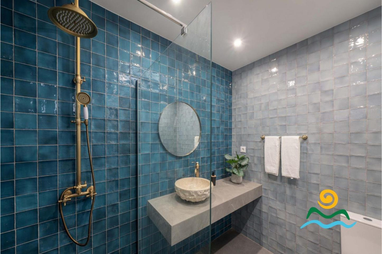 Bathroom, OurMadeira - Villa Loreto, Calheta