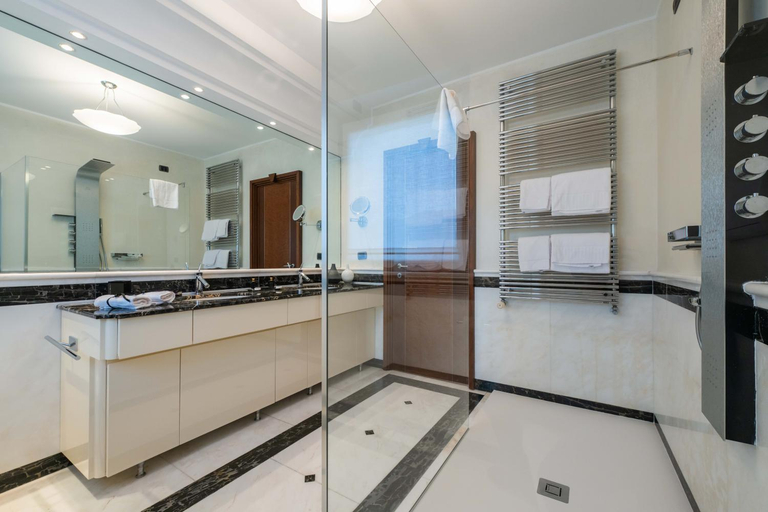 Others 3, Airport BEA Rooms, Bergamo