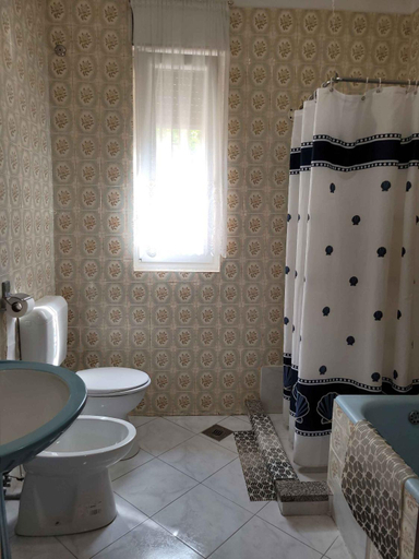Bathroom 3, Apartment in Plomin - Istrien 26733, Kršan