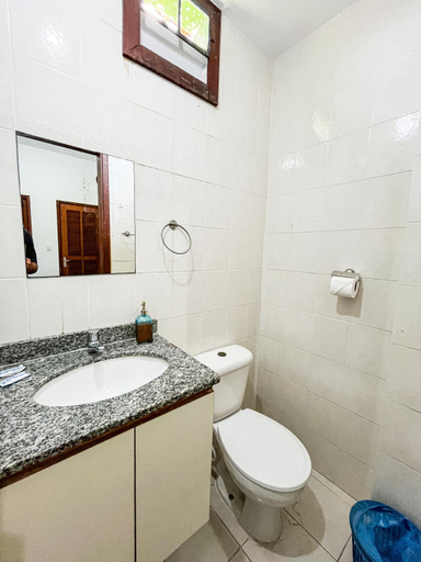 Bathroom 3, Castelo de Santa Teresa, Rio de Janeiro
