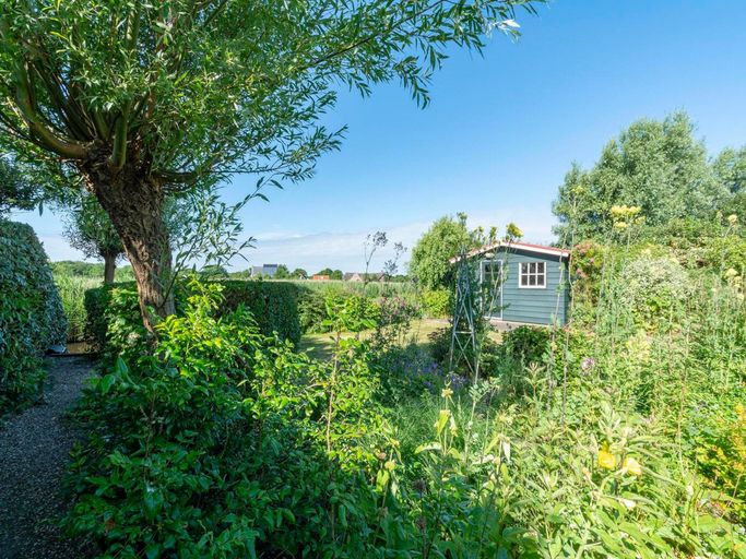 Others 4, Villa in Callantsoog near the Beach, Zijpe