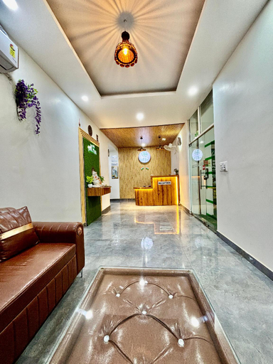 Public Area 3, Hotel Green Plaza, Sonipat