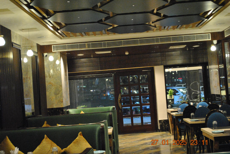 Restaurant 1, A R Plaza , Chandigarh