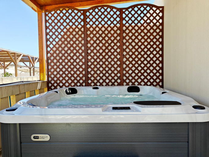 Bathroom 2, Zebbuga The Penthouse Suite 7