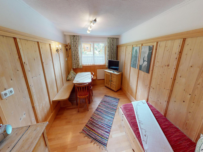 Bedroom, Chalet in Wildkogel near Ski Slopes, Zell am See