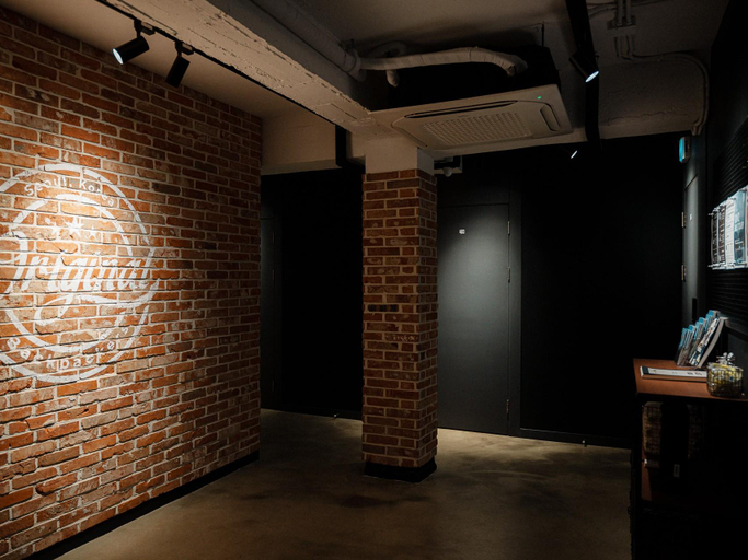 Public Area 3, Original Backpackers, Jongno