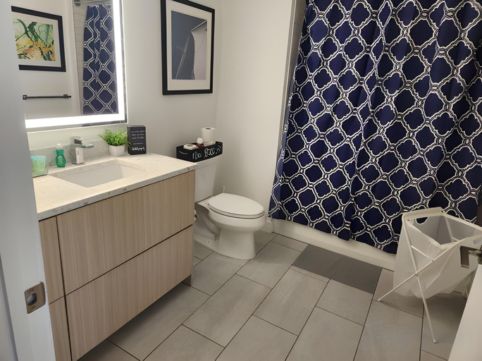 Bathroom 4, StaysPro - GORGEOUS Hollywood LA's best location, Los Angeles