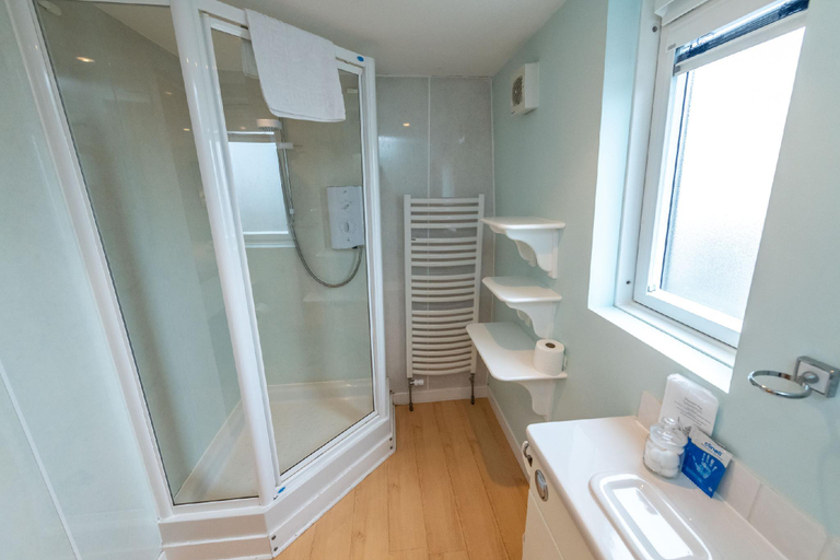 Bathroom 3, Arduthie House, Aberdeenshire