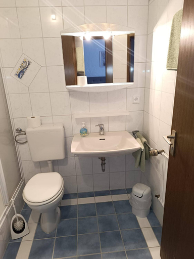 Bathroom 2, Gastehaus am Schlossberg, Tirschenreuth