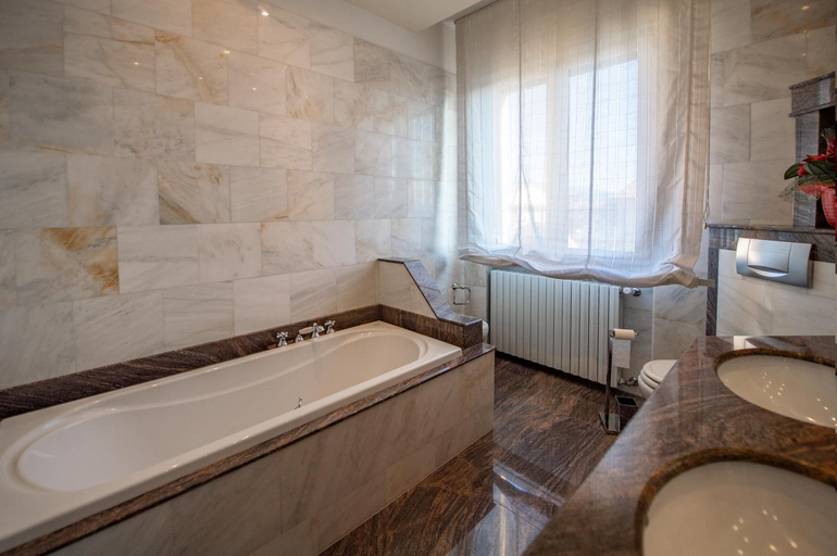 Bathroom 3, Villa Casa Gemelli, Arezzo