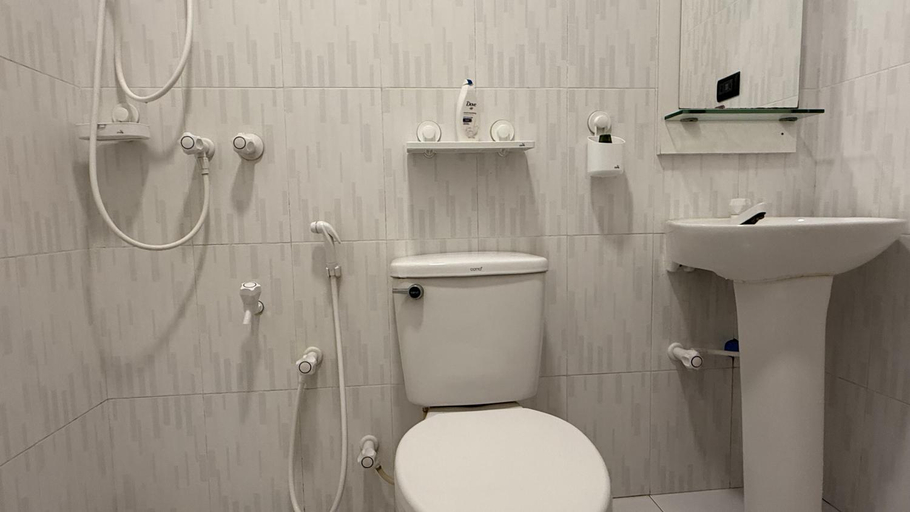 Bathroom 4, Muladdu Inn