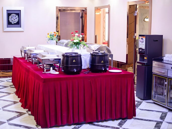 Food & Drinks 4, GreenTree Inn Xinyang Gushi County Liaocheng Avenue, Xinyang