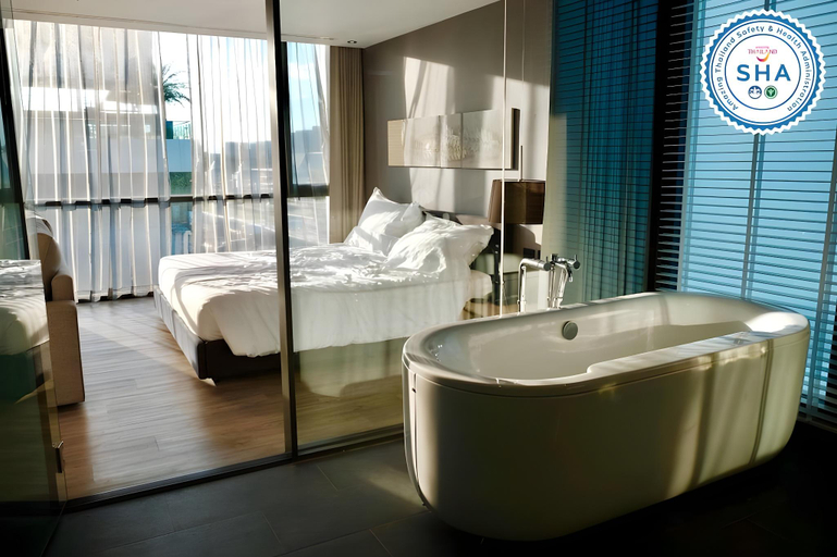 Bathroom 3, Neca Reiche, Hat Yai