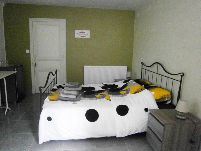 Bedroom 2, Le Charhido, Charente-Maritime