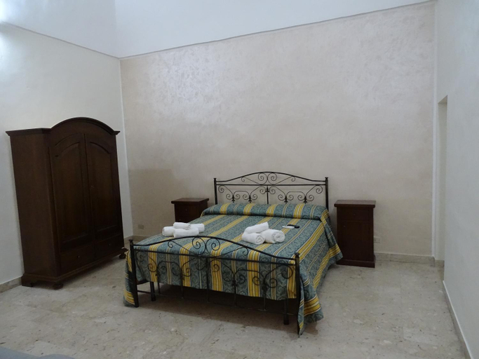 Bedroom 4, b&b new antico palazzo, Lecce