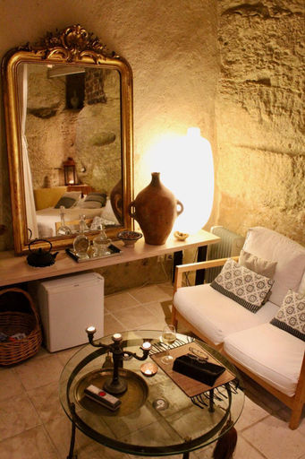 Others 2, Troglodyte loft, Loir-et-Cher