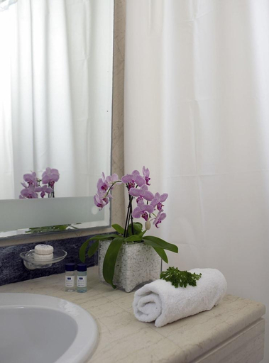 Bathroom 4, Serita Beach Hotel, Crete