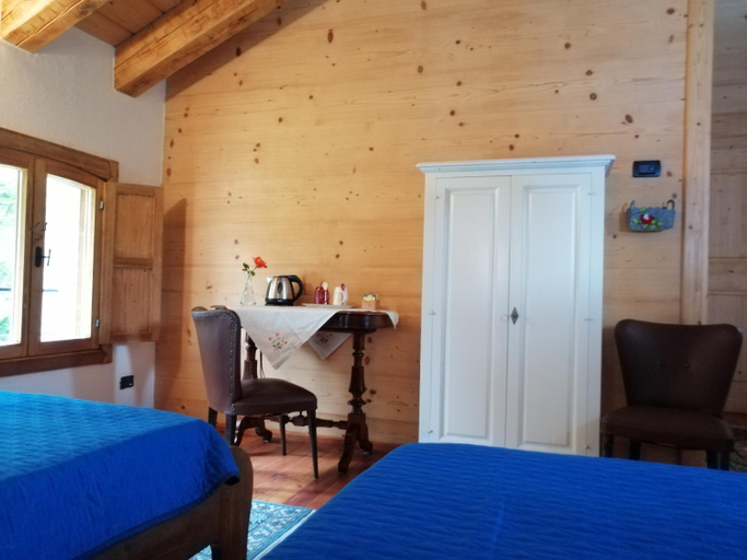 Bedroom 2, La Cordana Rooms, Treviso