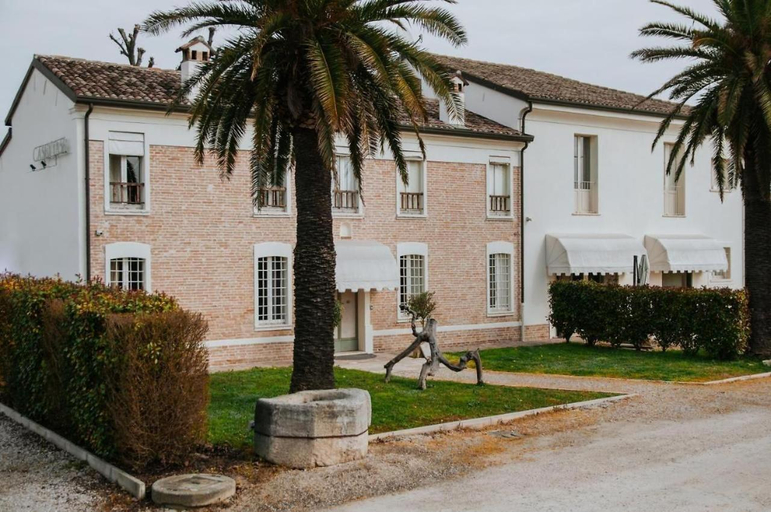Others 4, Relais Casetta56, Ravenna