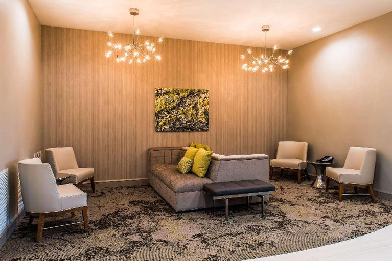 Public Area 2, Comfort Inn & Suites Valdosta, Lowndes
