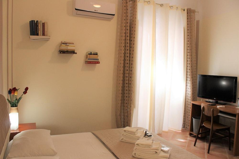 Bedroom 2, Palazzo Cutelli Bed&Book, Palermo