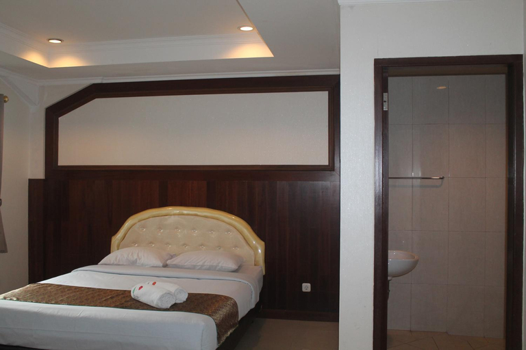 Bedroom 5, New Green Sentul Resort, Bogor