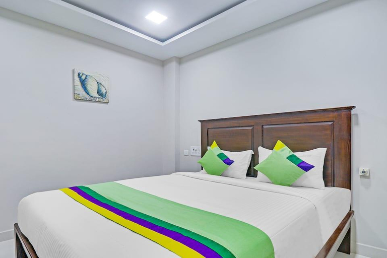 Bedroom 2, Treebo Trend Rithikha Inn Crest, Chennai