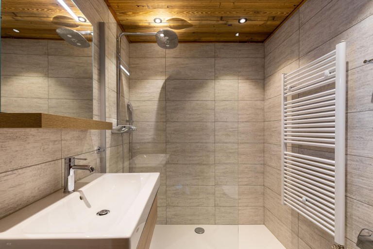 Bathroom 4, Apartment Etrier | Recently renovated | Crans-Montana, Sierre