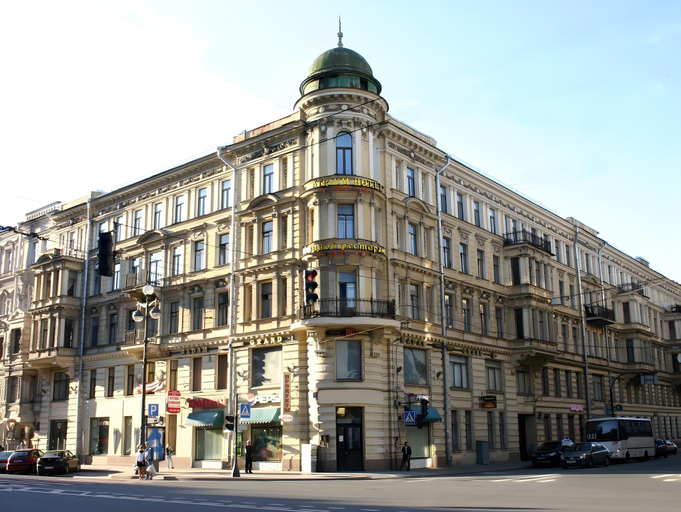 Others 4, Nevsky 140, Sankt-Peterburg gorsovet