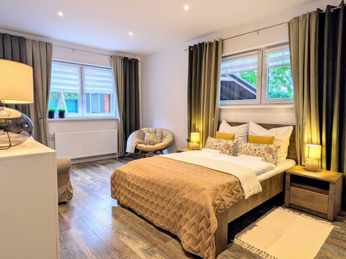 Bedroom 4, Spacious holiday apartment with sauna, Kolobrzeg, Kołobrzeg