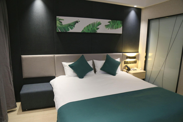 Bedroom 5, UP and IN Hotel Shandong Rizhao Wulian Square, Rizhao