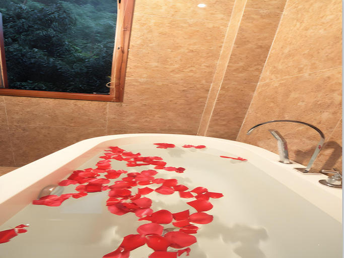 Bathroom 3, Alley Mountain View Garden Hotel, Guilin