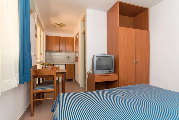 Bedroom 3, Apartments Polynesia Plava Laguna, Umag