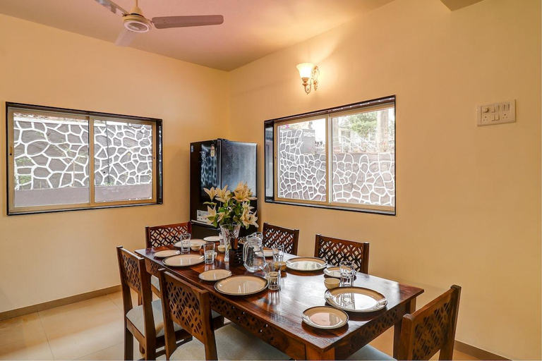 Others 5, Ganeshpeth Villas, Satara