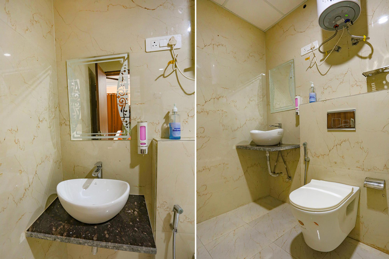 Bathroom 4, FabHotel Starlight Sanctuary, Gurgaon