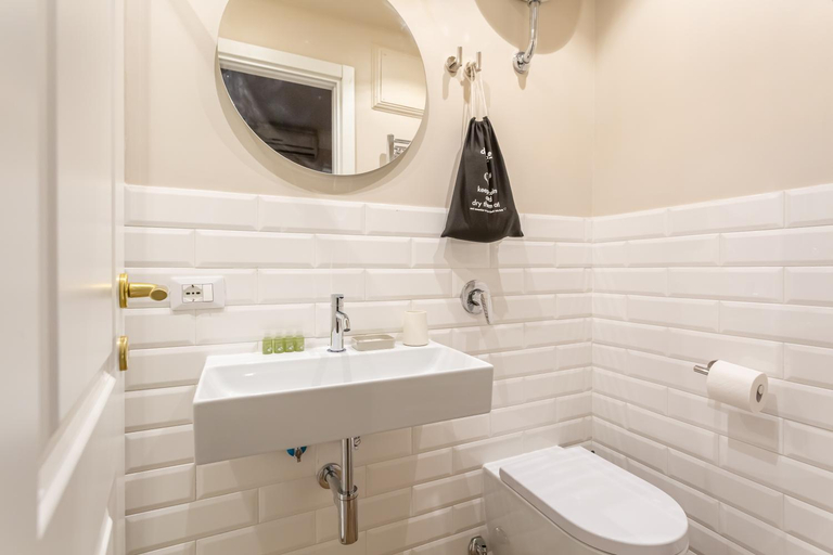 Bathroom 4, Rome Central Inn, Rome