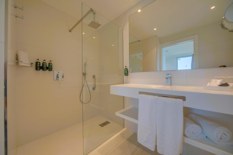 Bathroom 5, PLAYA ESPERANZA RESORT, Baleares