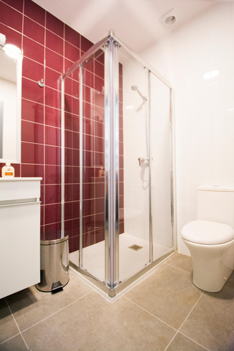 Bathroom 2, Apartamentos Turisticos UNEATLANTICO, Cantabria
