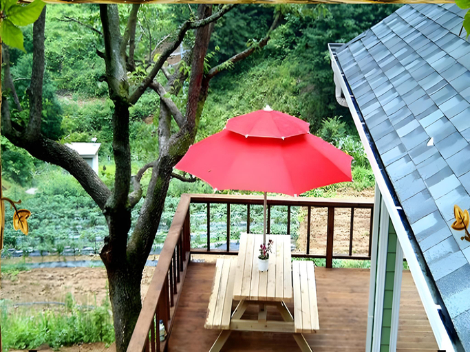 Others 5, Starlight Hill Pension, Gapyeong