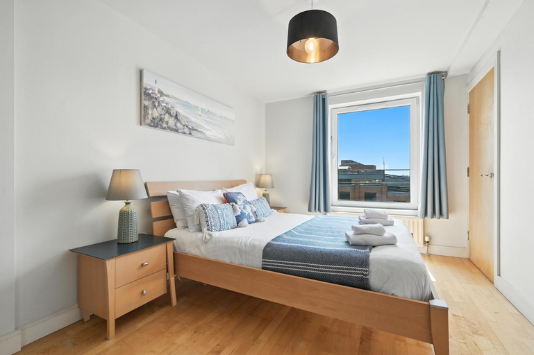 Bedroom 2, Central Belfast Apartments: Park Avenue, Belfast