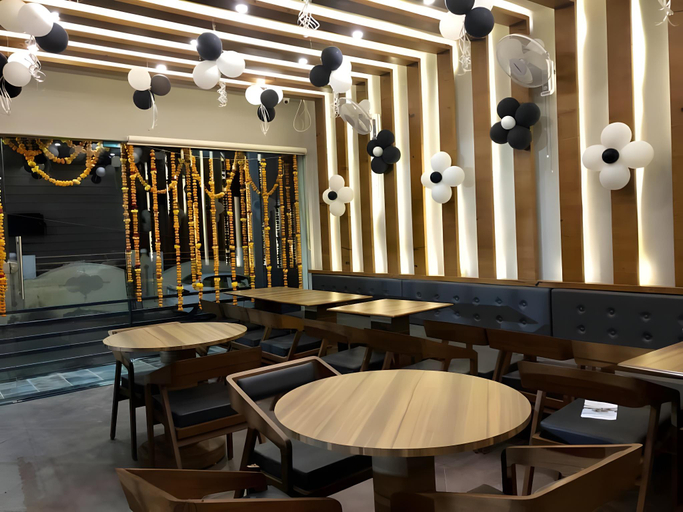 Food & Drinks 3, Beach view hotel and restaurant, Kachchh