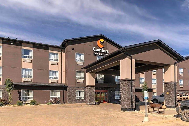 Exterior & Views 1, Comfort Inn & Suites, Division No. 18
