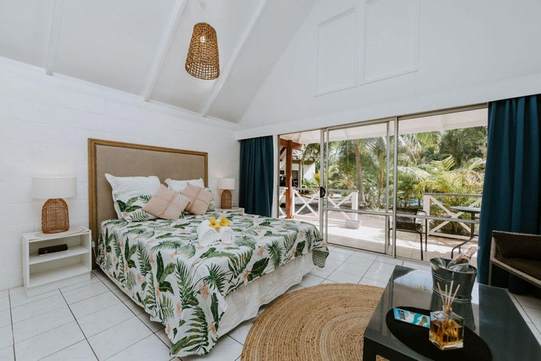 Bedroom, Sunrise Beach Bungalows, Rorotonga