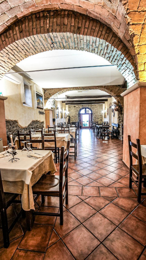 Food & Drinks 2, Casale Colle dell'Asino, Rome
